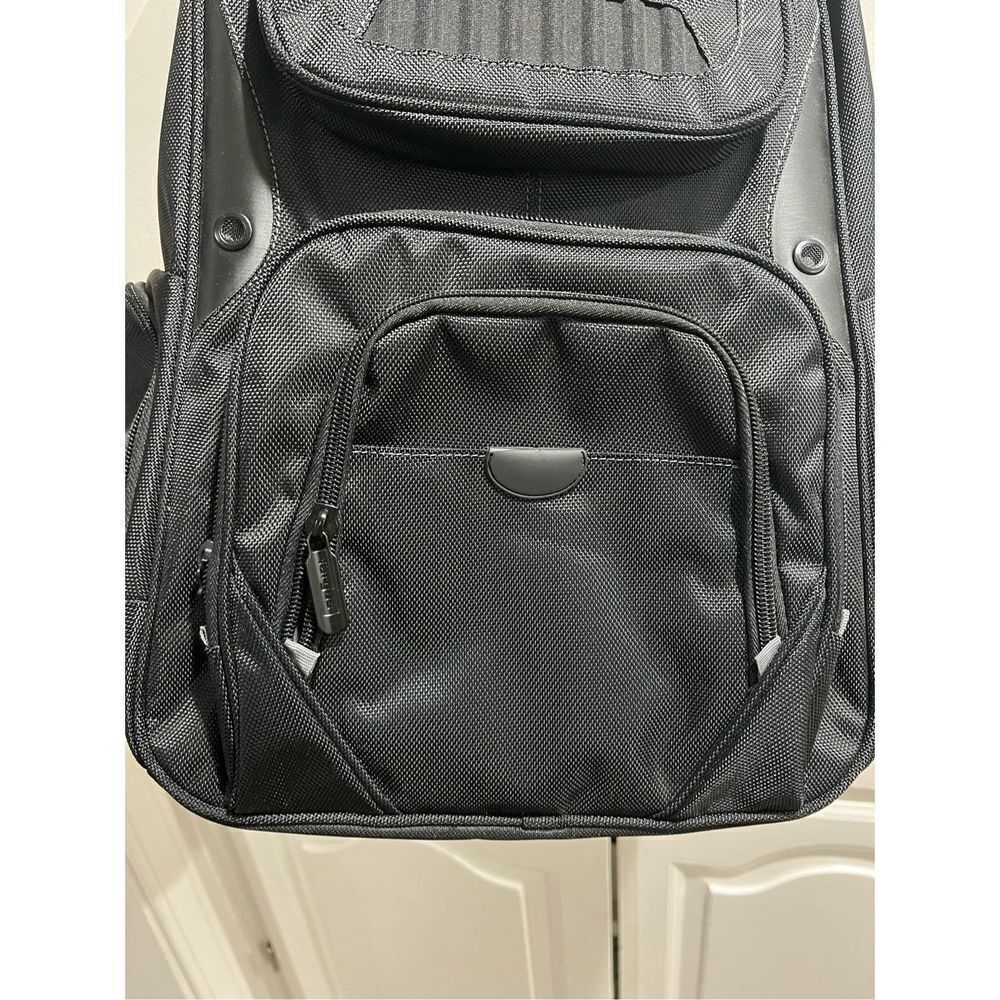 Targus 15.6" Legend IQ Backpack - Picture 4 of 9